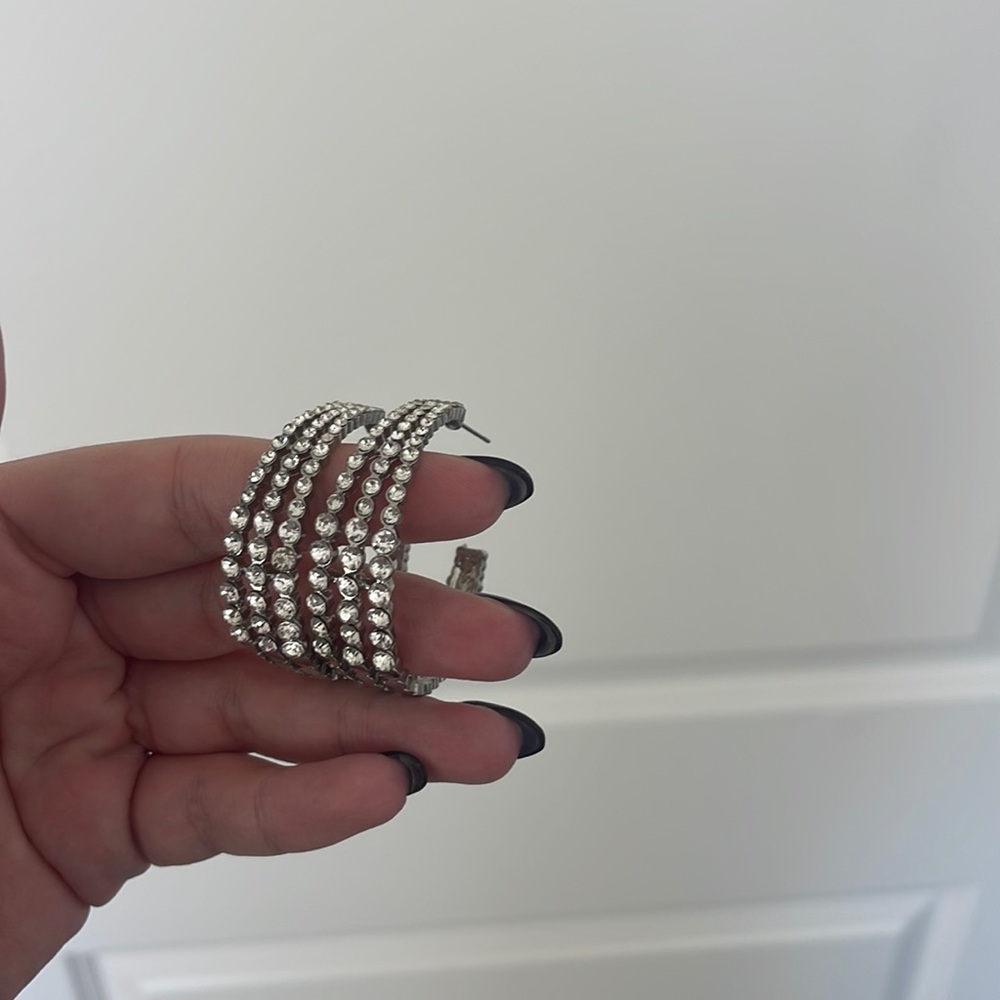sparkly earrings good condition